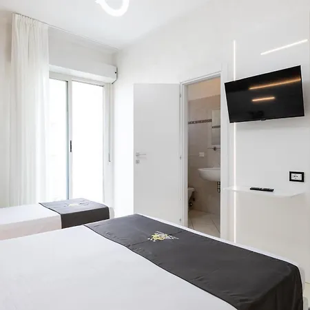 La Tour Palace & Restaurant 3*