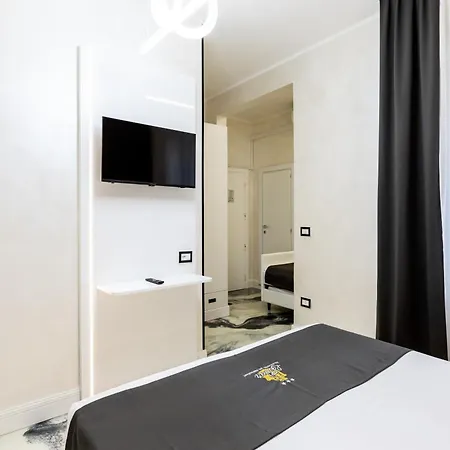 La Tour Palace & Restaurant Hotel
