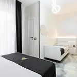 Hotel La Tour Palace & Restaurant