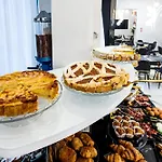 La Tour Palace & Restaurant 3*