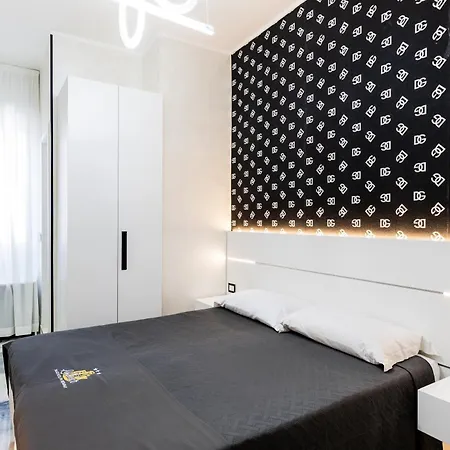 Hotel La Tour Palace & Restaurant 3*