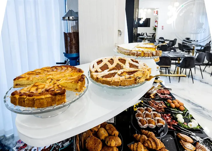 La Tour Palace & Restaurant 3*